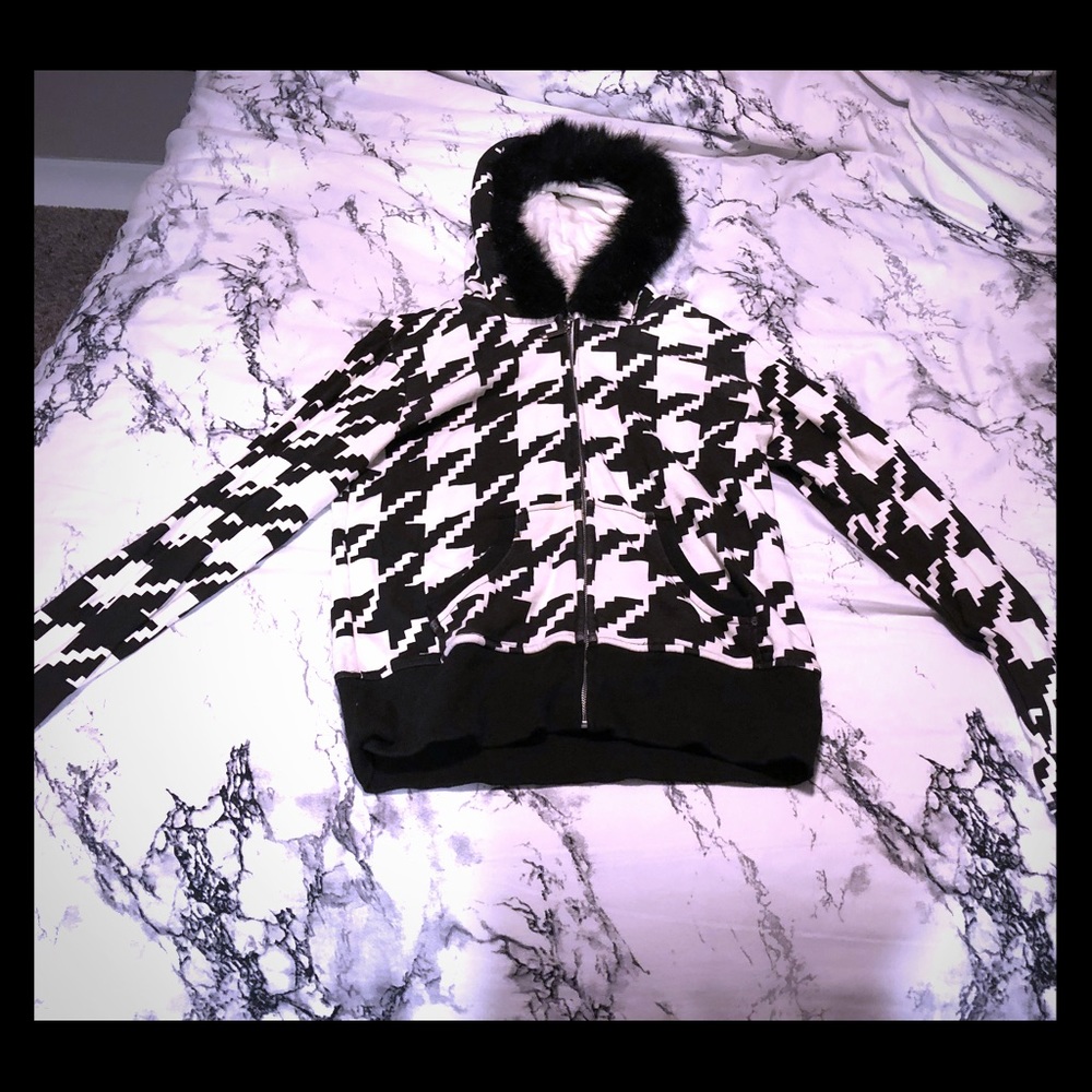 Black & White Houndstooth Furry Hood Sweatshirt